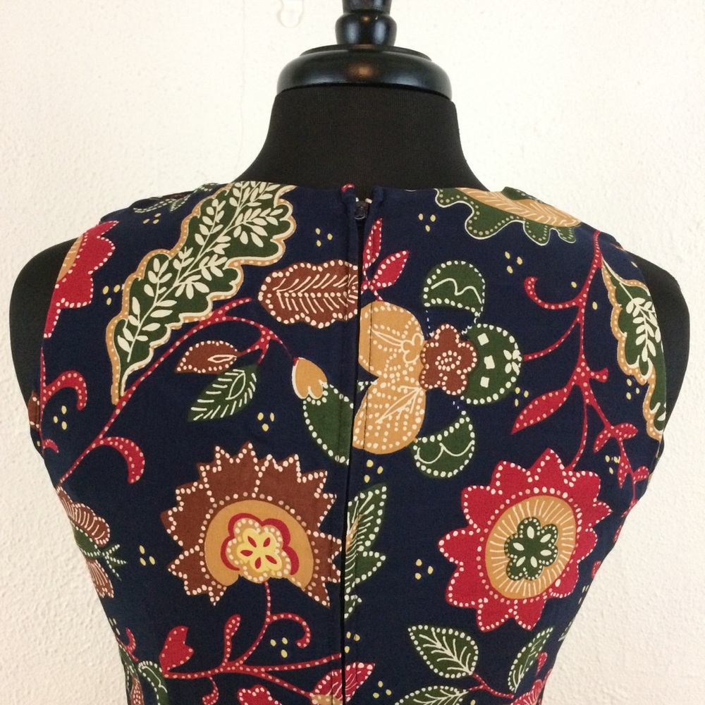 Maggie London Sleeveless Wrap Dress - Picture 8 of 8